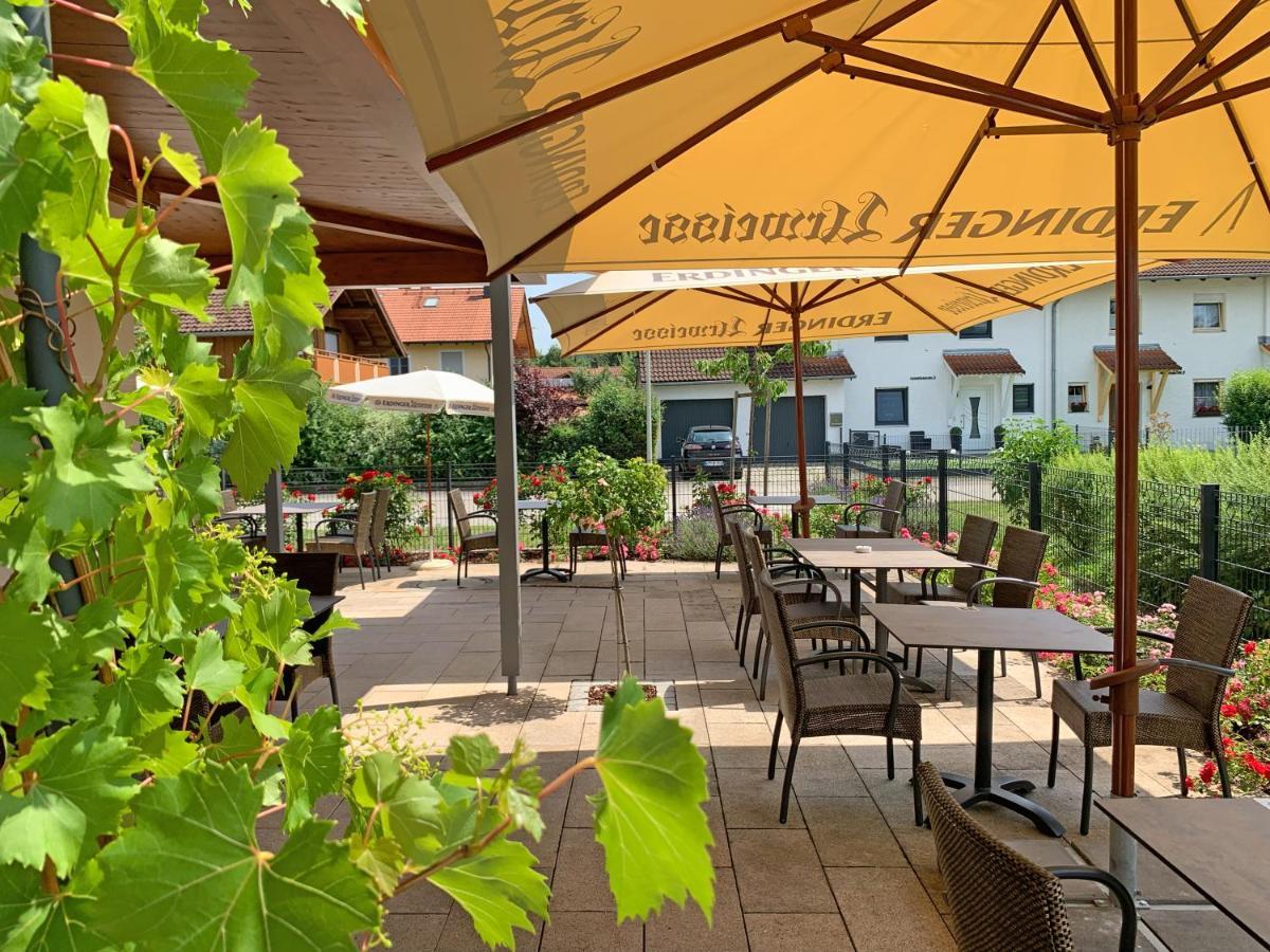 Hotel Heimfeld Restaurant Cafe Garching an Der Alz Ngoại thất bức ảnh